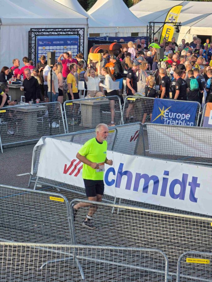 Klebo CEO Johan Klein Leetink running the Triathlon Holten 5km